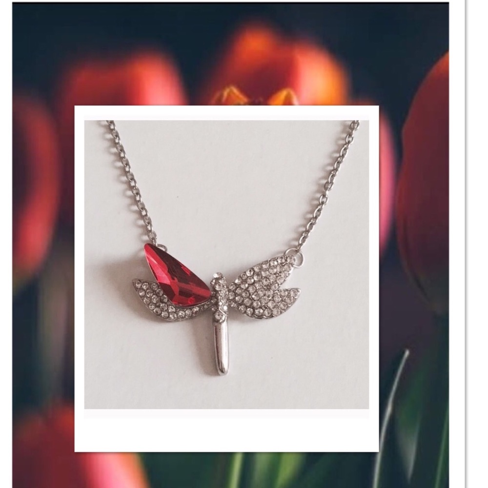 🌹✅Red Crystal Rhinestones Dragonfly Necklace.